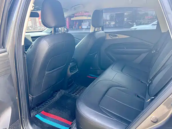 Wuling Starlight 2024