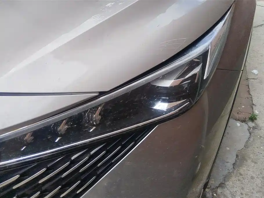 Roewe RX5 New Energy 2024 — фото 4