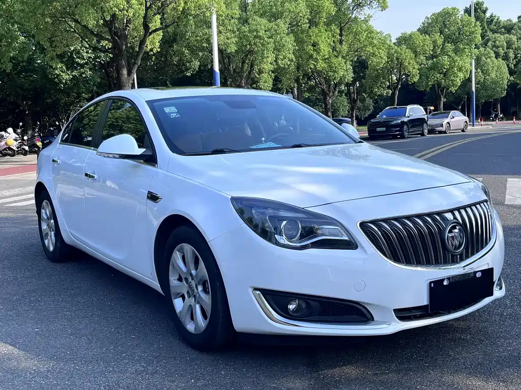 Buick Regal 2015 — фото 3