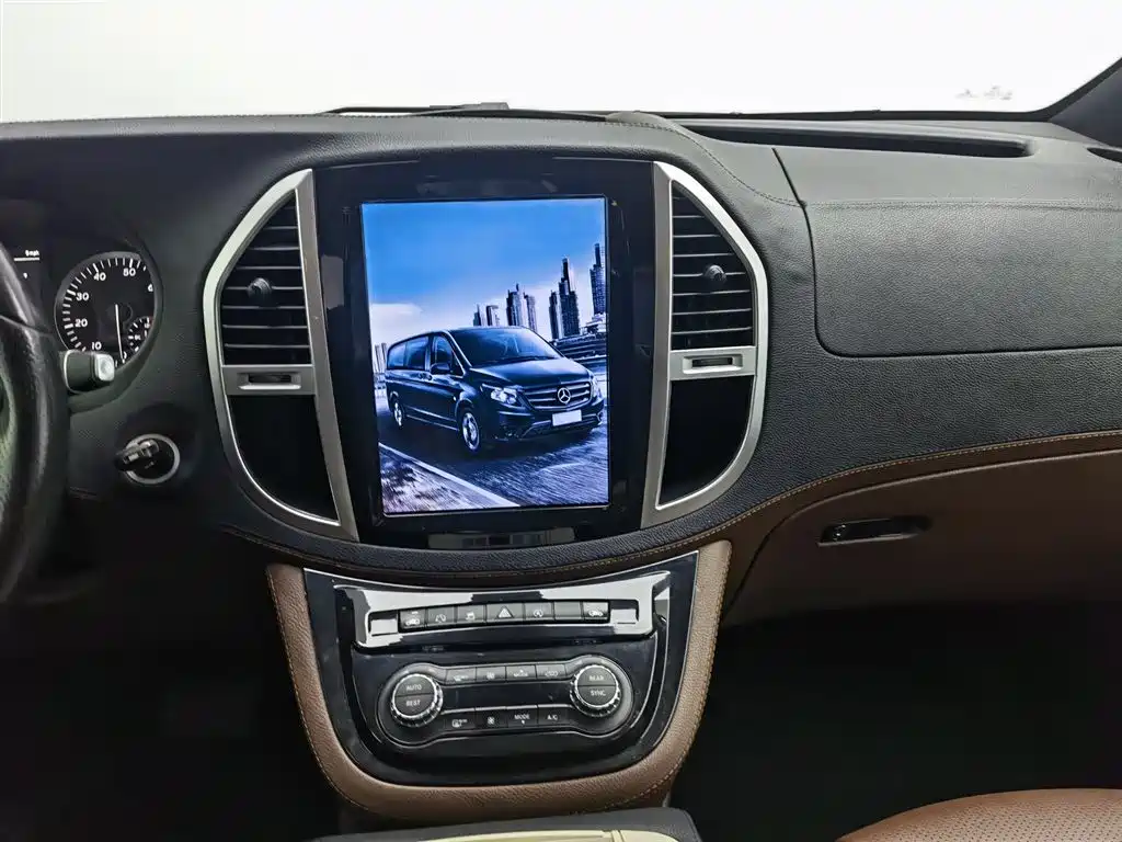 Mercedes-Benz Vito 2019 — фото 12