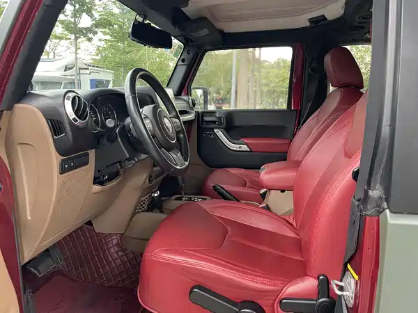 Jeep Wrangler 2013