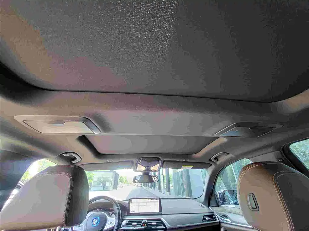 BMW 5 Series 2023 — фото 19