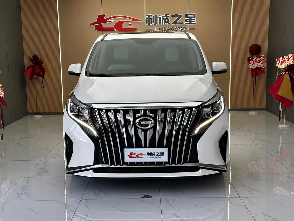 GAC Motor Trumpchi M8 2022 — фото 2