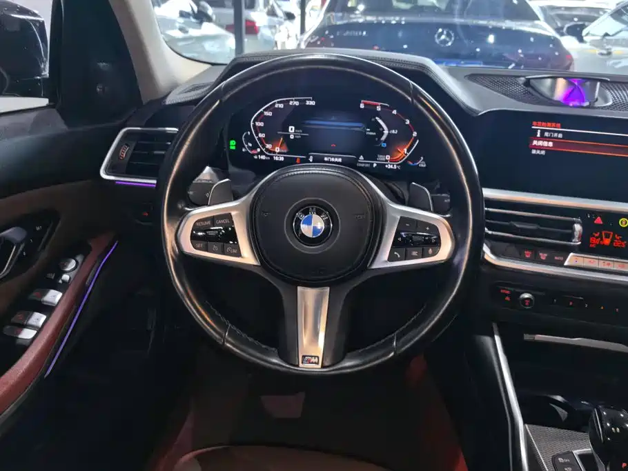 BMW 3 Series 2022 — фото 15