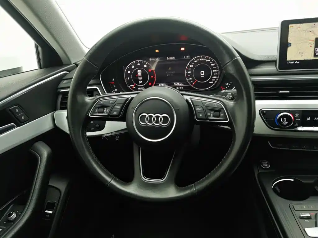 Audi A4L 2020 — фото 11