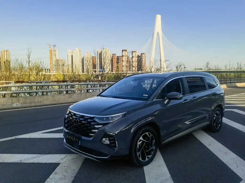 Hyundai Custo 2023 — фото 1