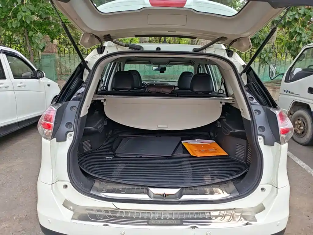 Nissan X-Trail 2015 — фото 19