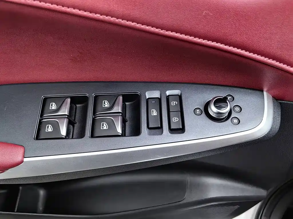 Changan CS75PLUS 2022 — фото 9