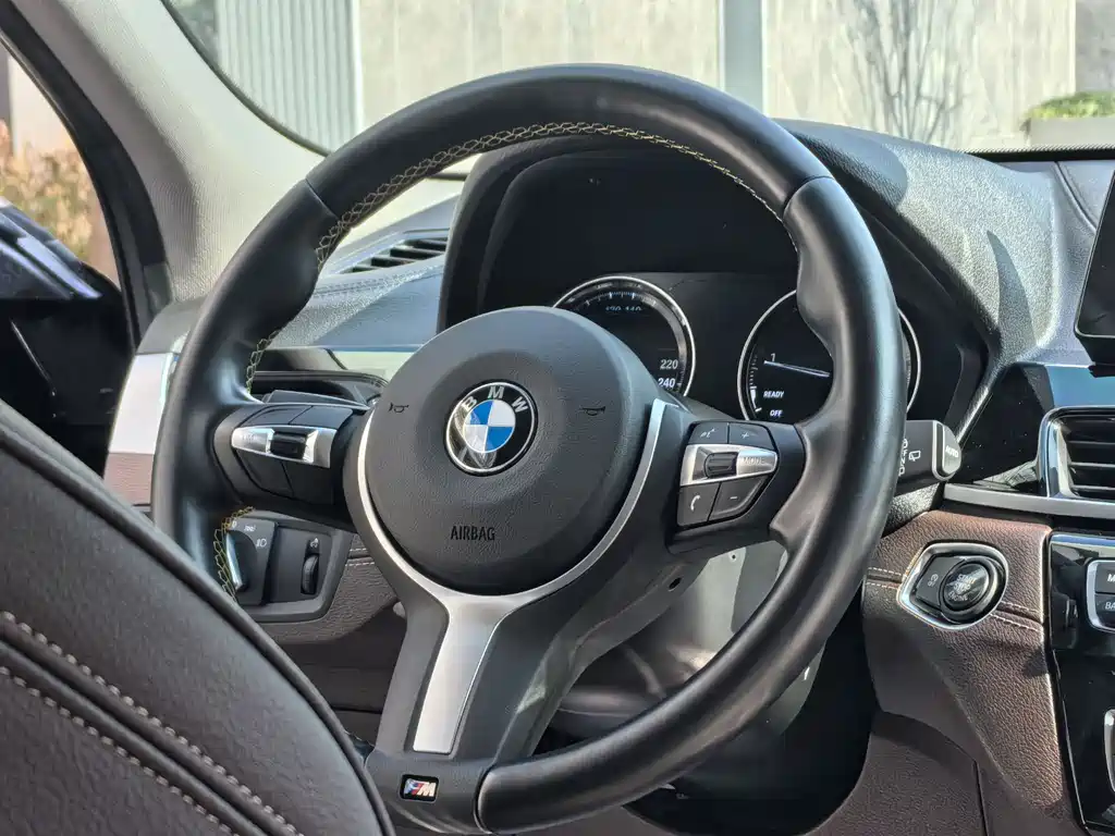 BMW X2 2024 — фото 16