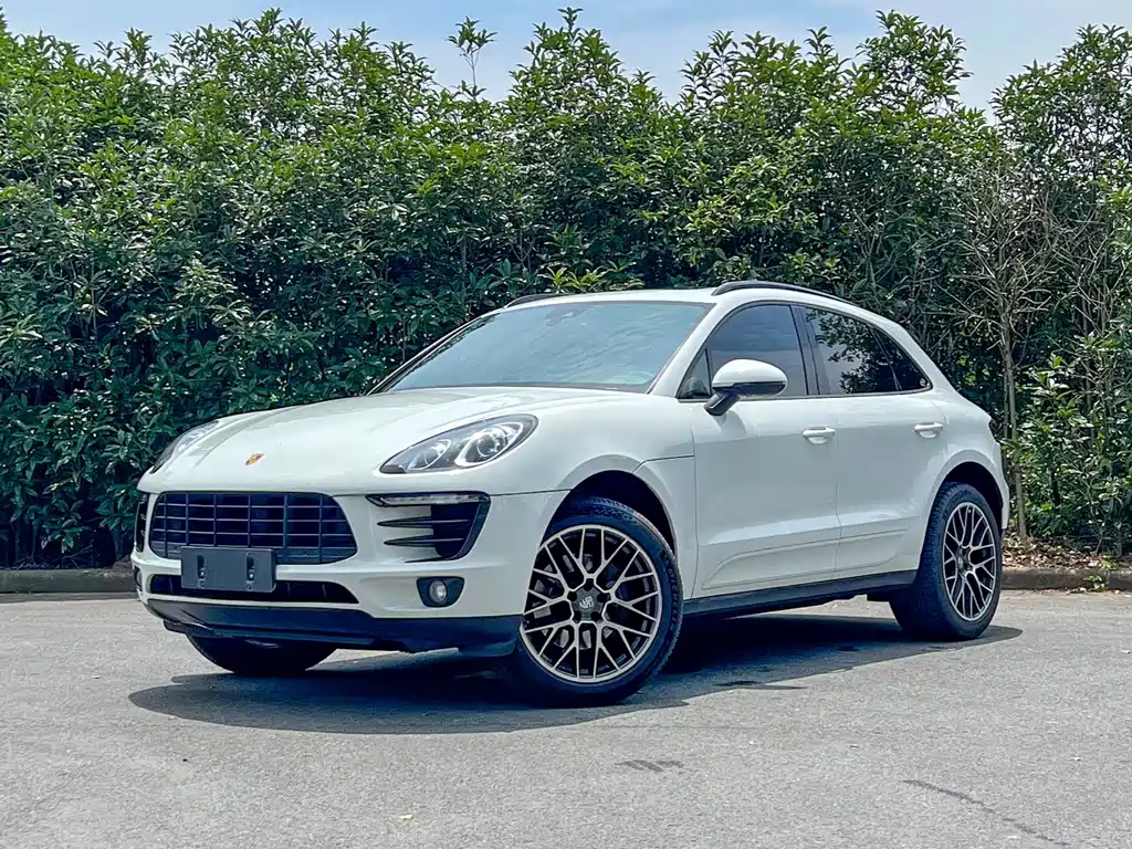 Porsche Macan 2018 — фото 1