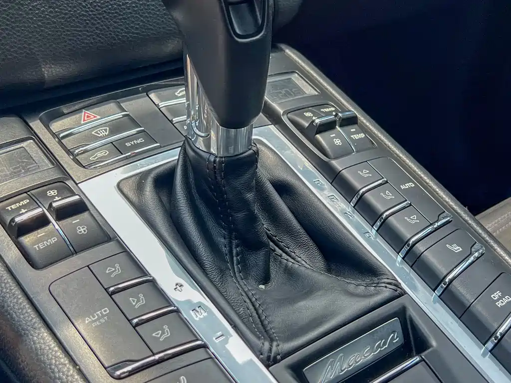 Porsche Macan 2018 — фото 10