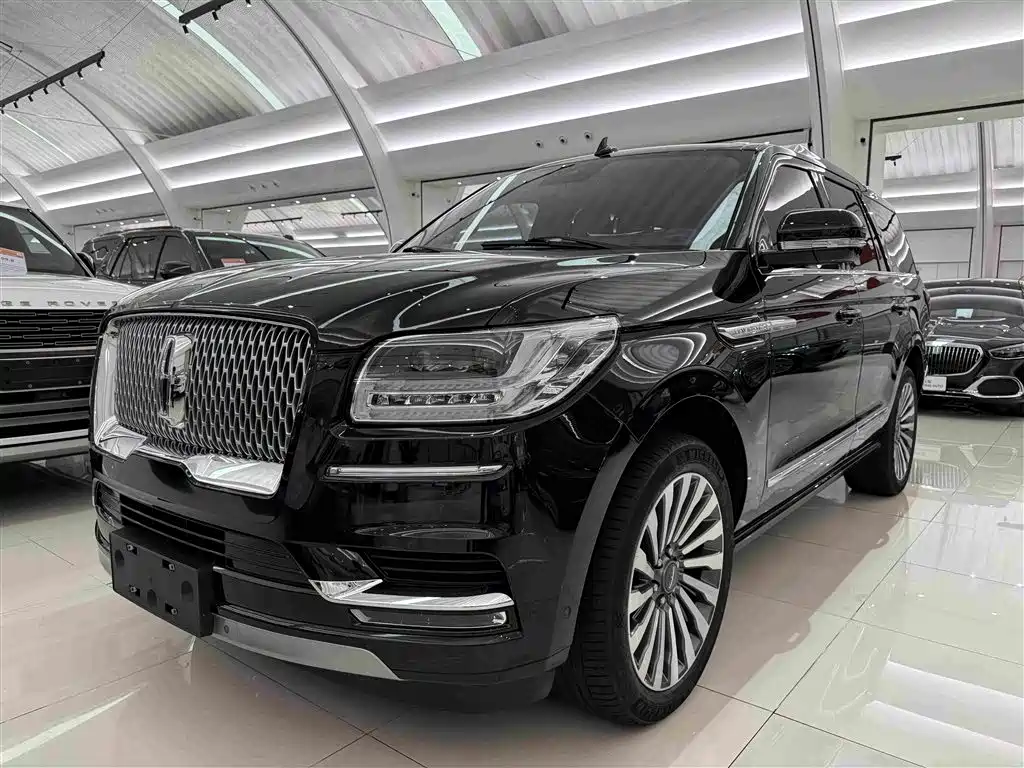 Lincoln Navigator 2021