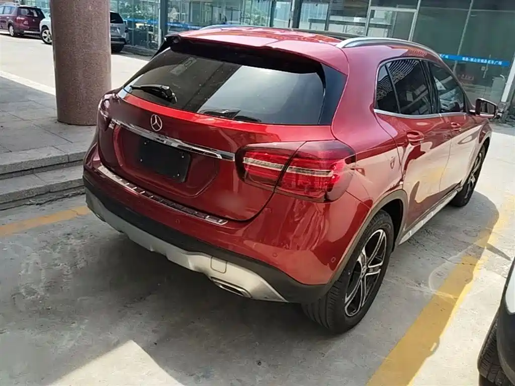 Mercedes-Benz GLA 2018 — фото 7