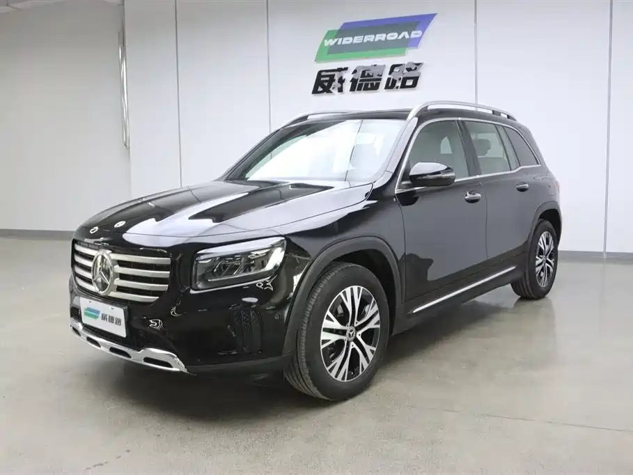 Mercedes-Benz GLB 2025 — фото 1