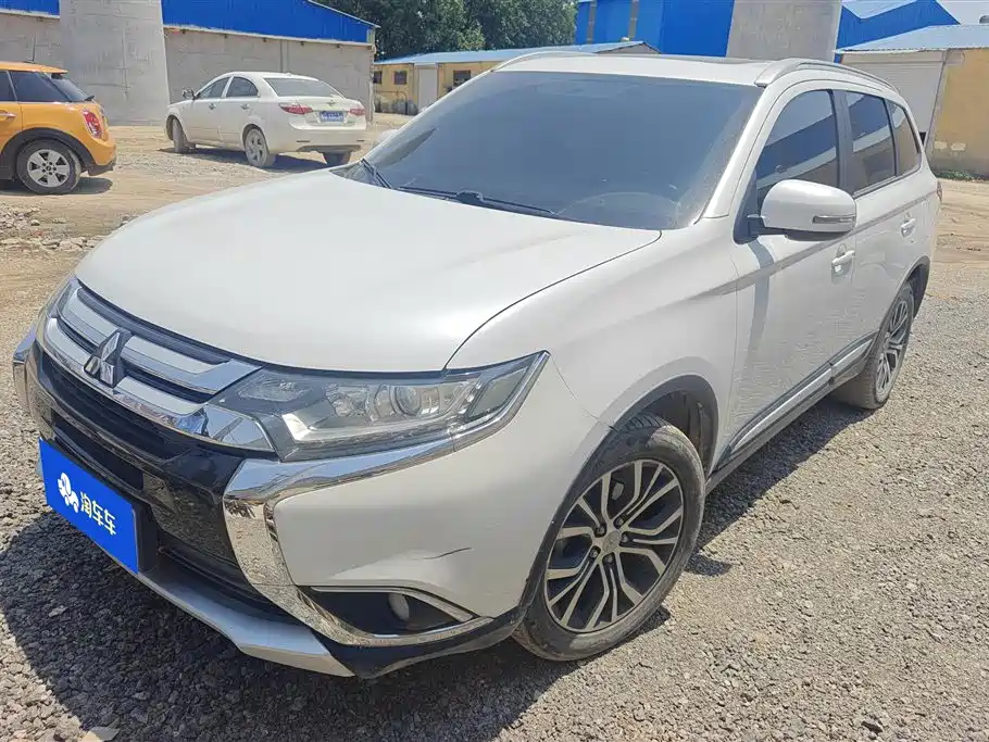 Mitsubishi Outlander 2018