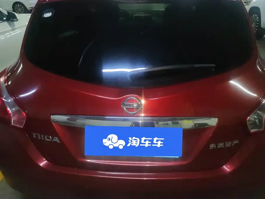 Nissan Tiida 2015 — фото 4