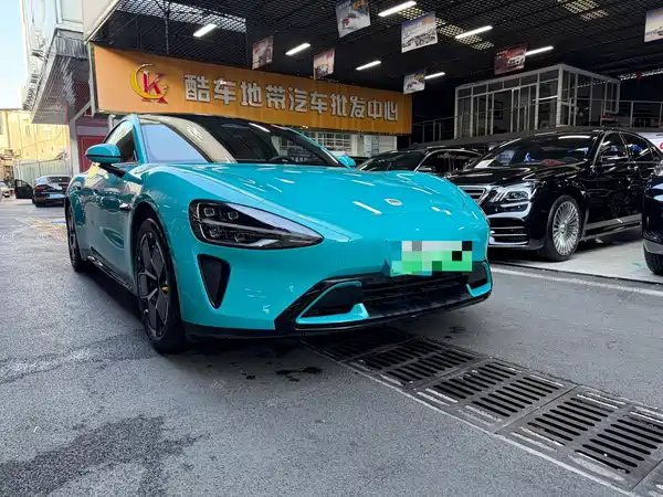 Xiaomi SU7 2025