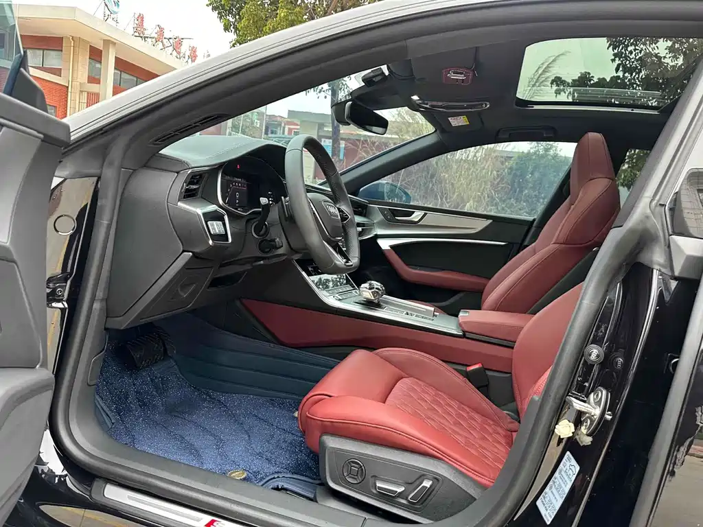 Audi A7L 2023 — фото 4