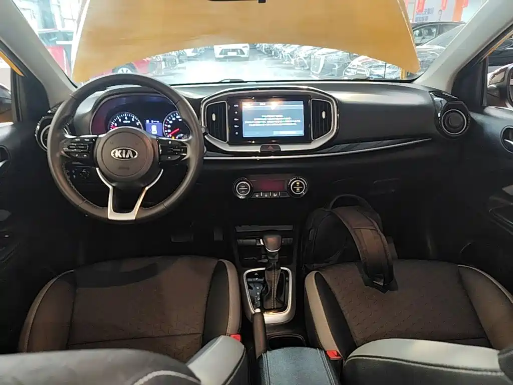 Kia KX1 2019 — фото 10