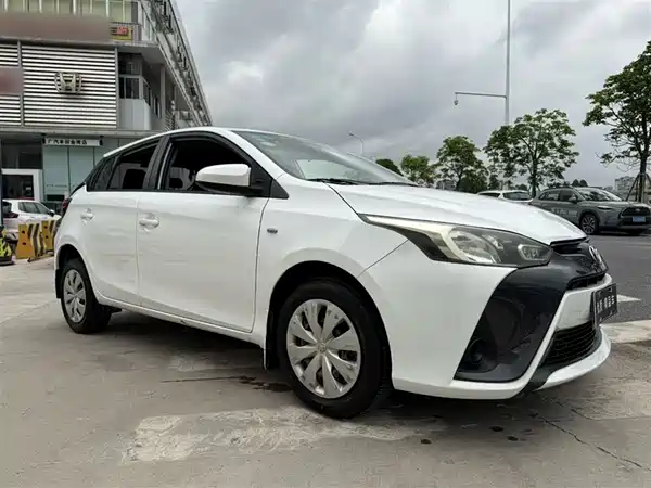 Toyota Yaris L 2016
