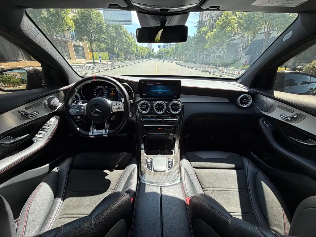 Mercedes-Benz GLC Coupe AMG 2020 — фото 10