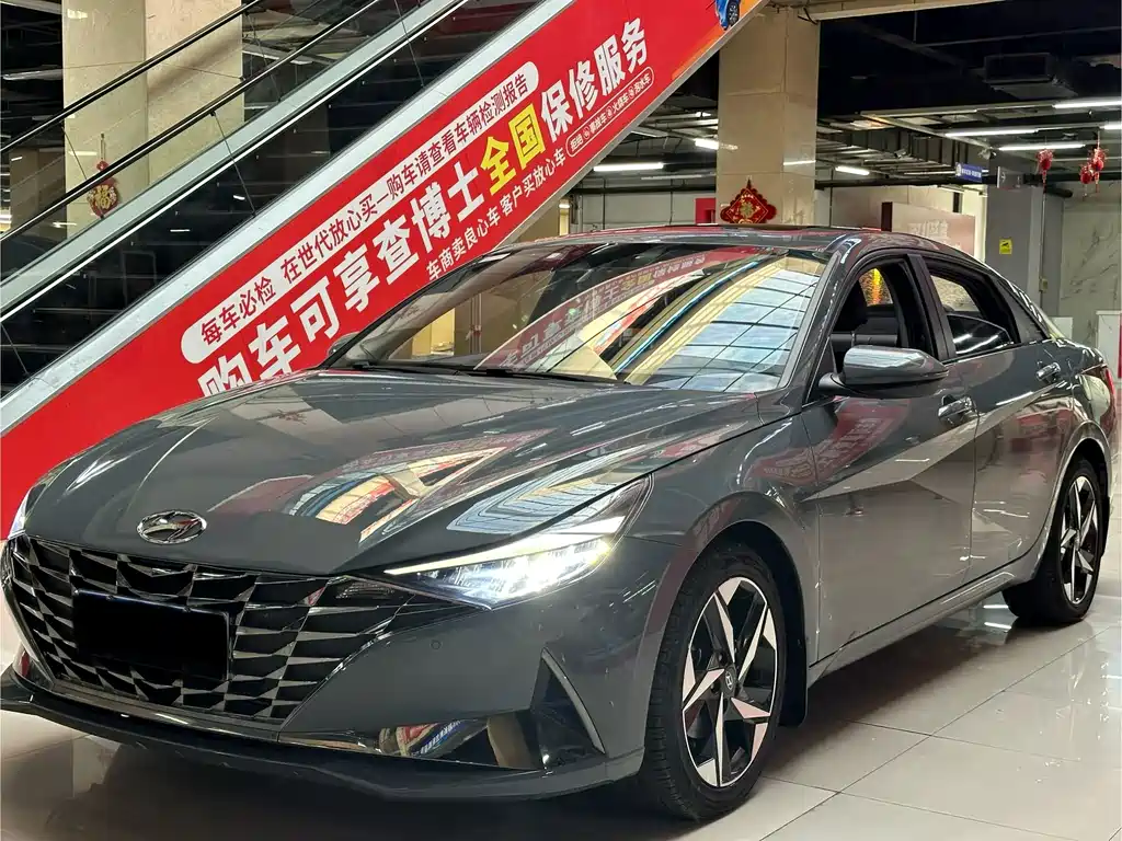 Hyundai Elantra 2021