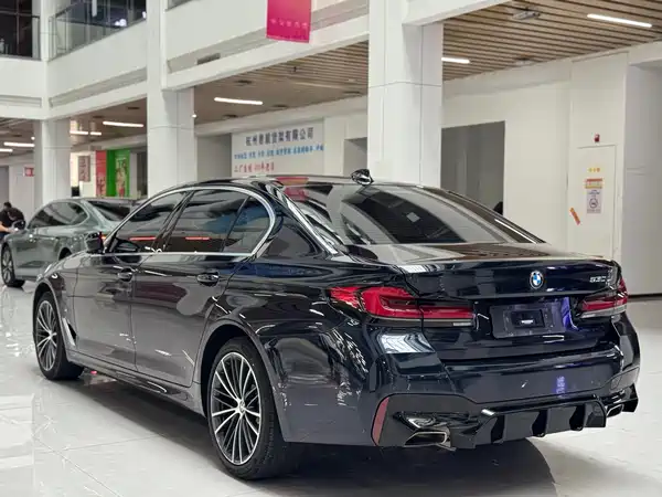 BMW 5 Series 2022