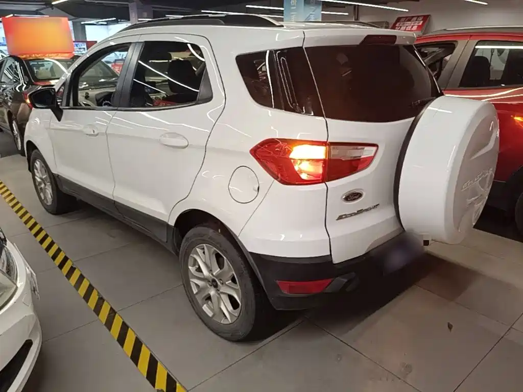 Ford Ecosport 2015 — фото 5