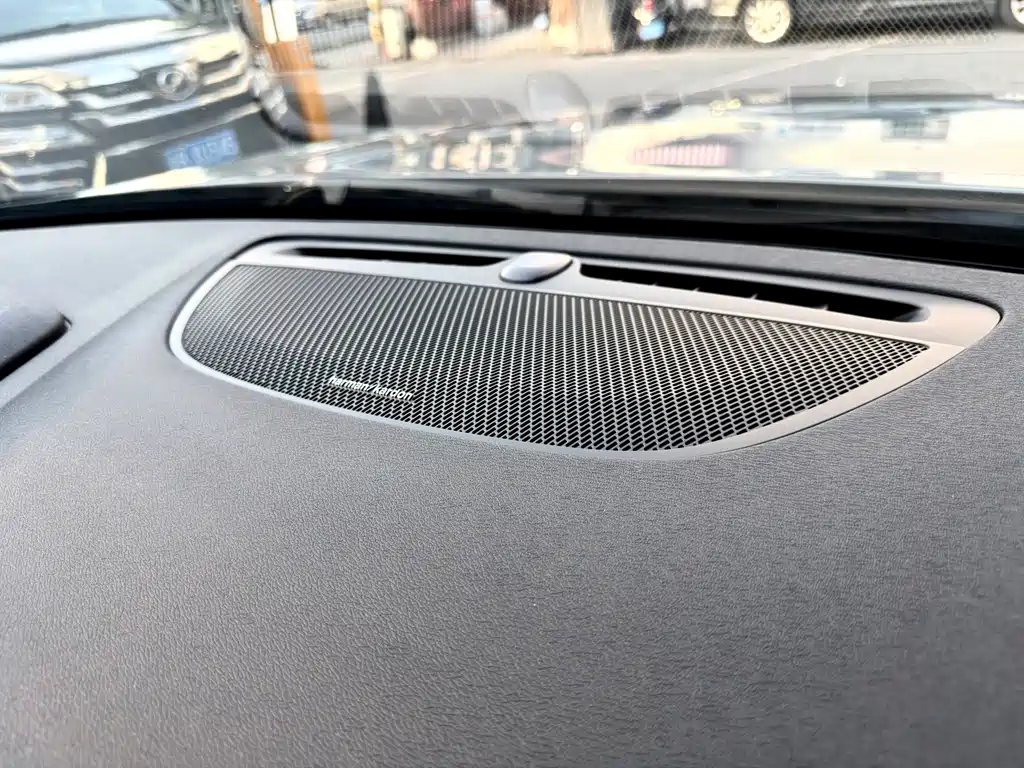 Volvo V90 2023 — фото 19
