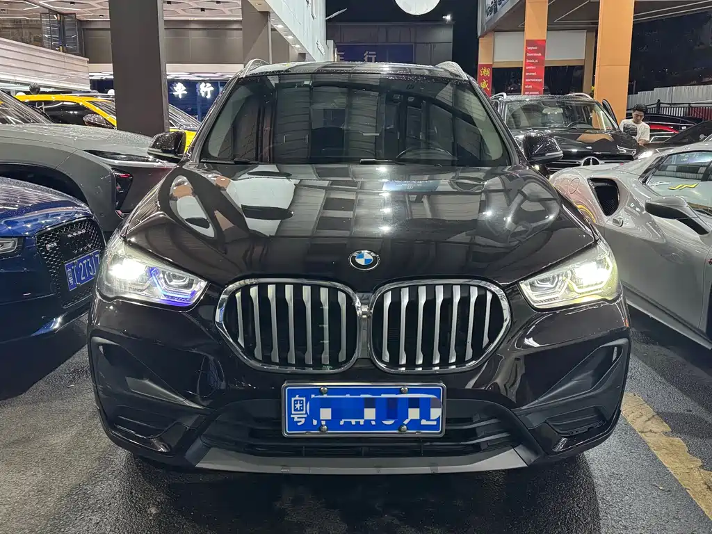 BMW X1 2021 — фото 3