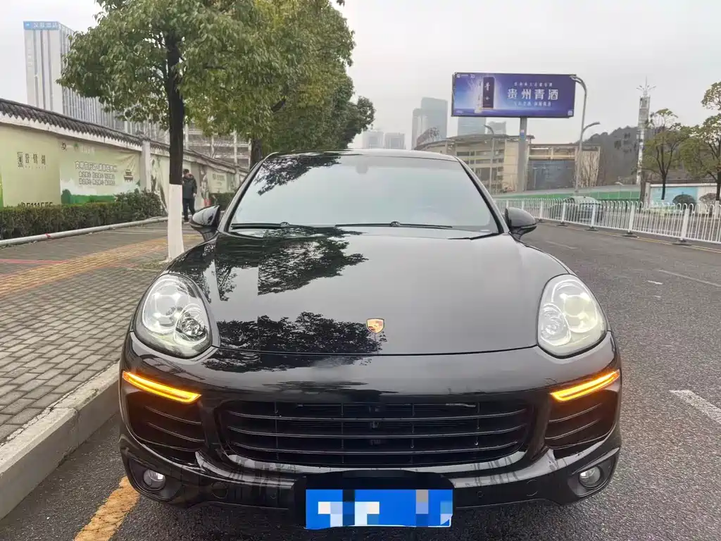 Porsche Cayenne 2018 — фото 2