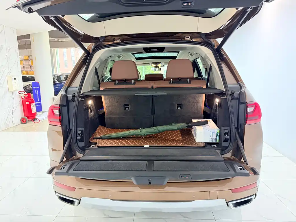 BMW X7 2019 — фото 10