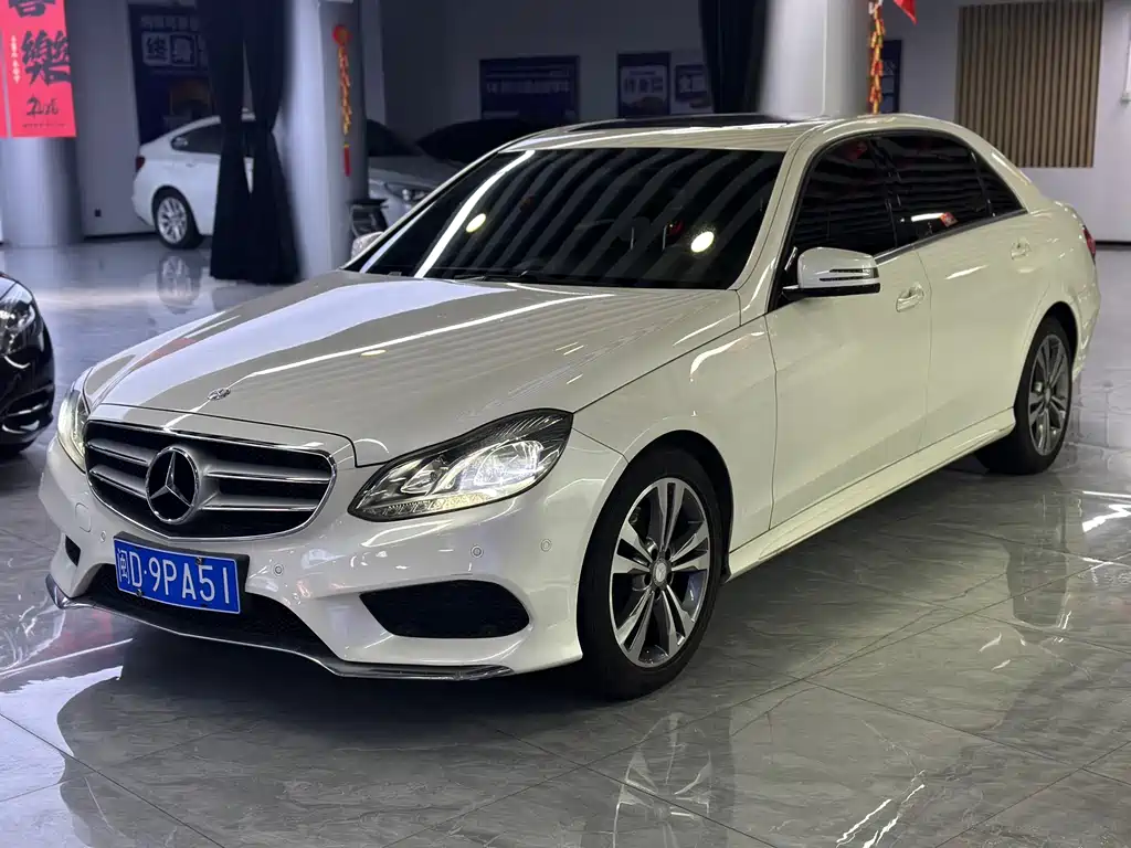 Mercedes-Benz E-Class 2015 — фото 1