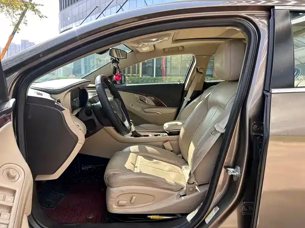 Buick LaCrosse 2013