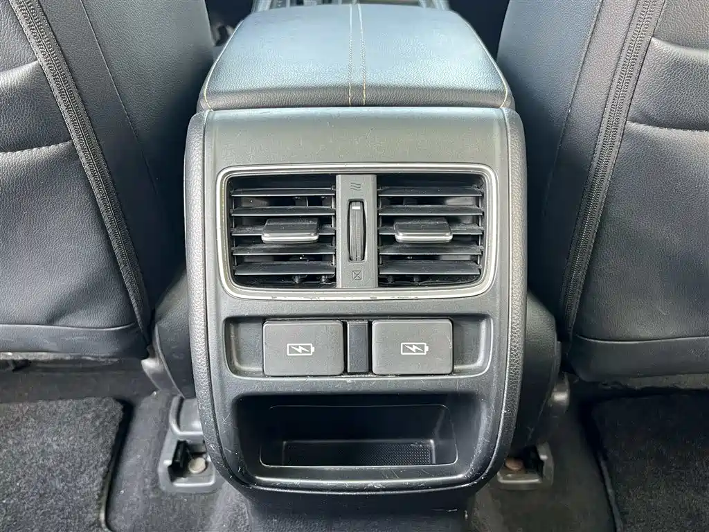 Honda Accord 2022 — фото 28