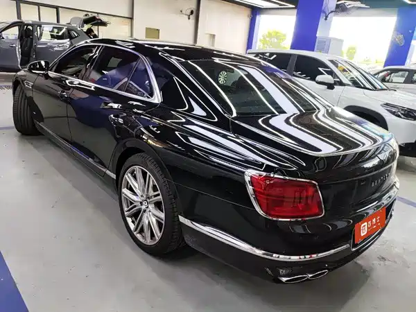 Bentley Flying Spur 2021