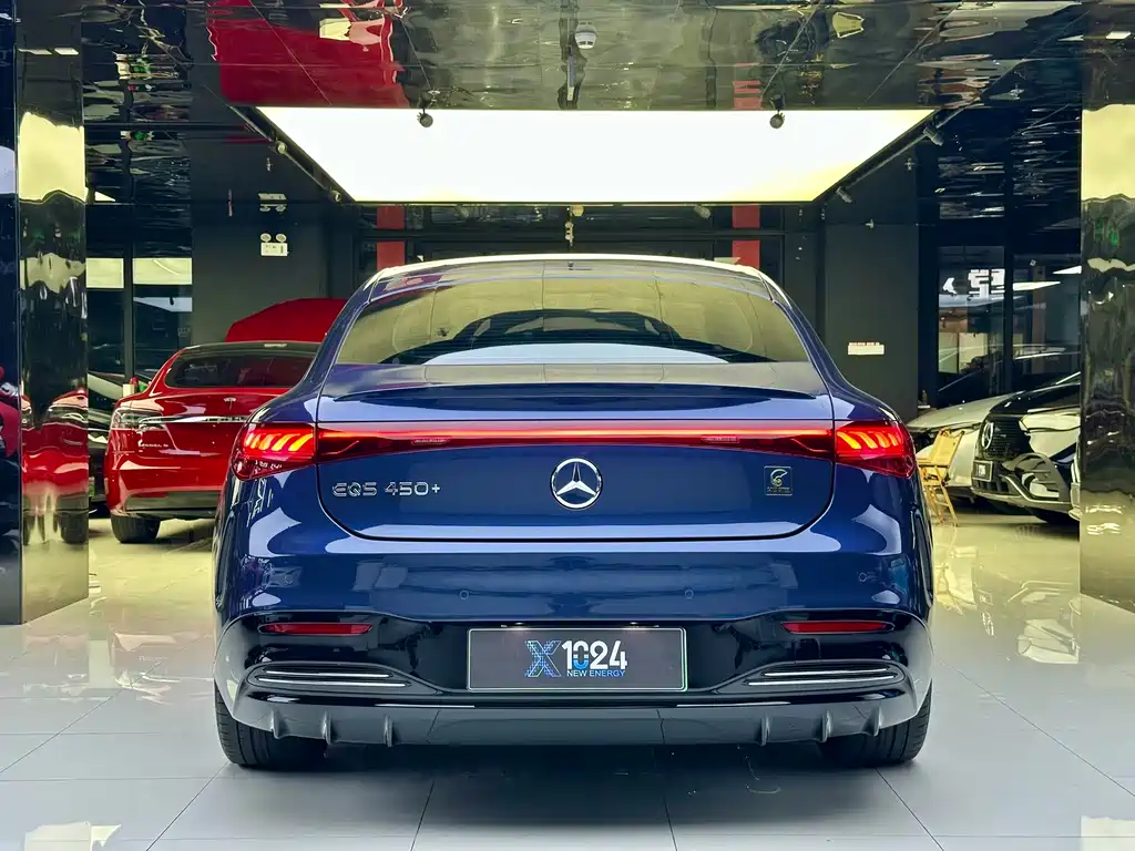 Mercedes-Benz EQS 2022 — фото 16