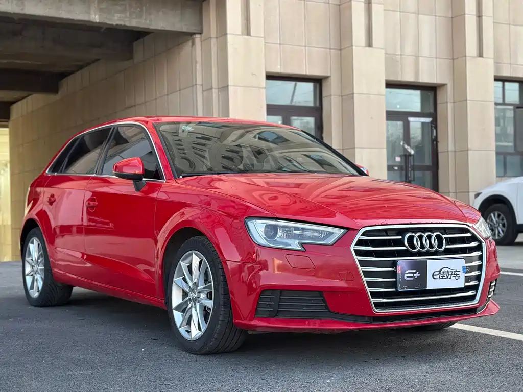 Audi A3 2018 — фото 3