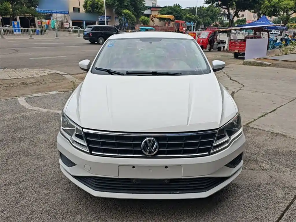 Volkswagen Jetta 2017 — фото 3