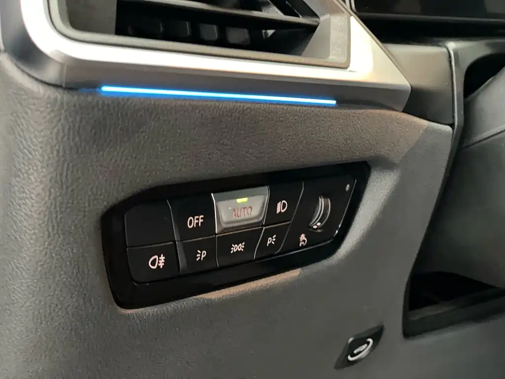 BMW i3 2023 — фото 8