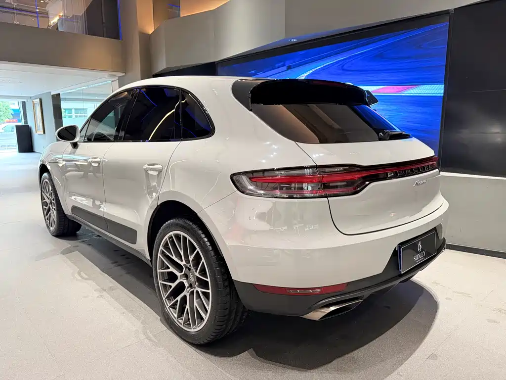 Porsche Macan 2021 — фото 4