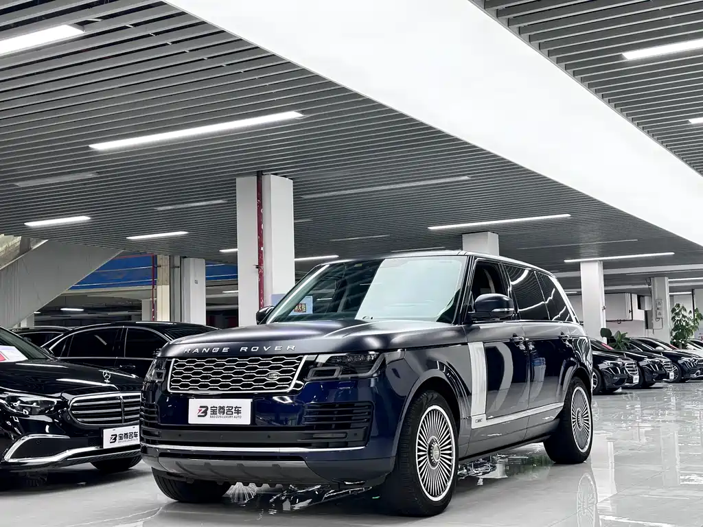 Land Rover Range Rover 2020 — фото 1
