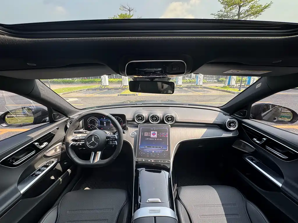 Mercedes-Benz C-Class 2022 — фото 19