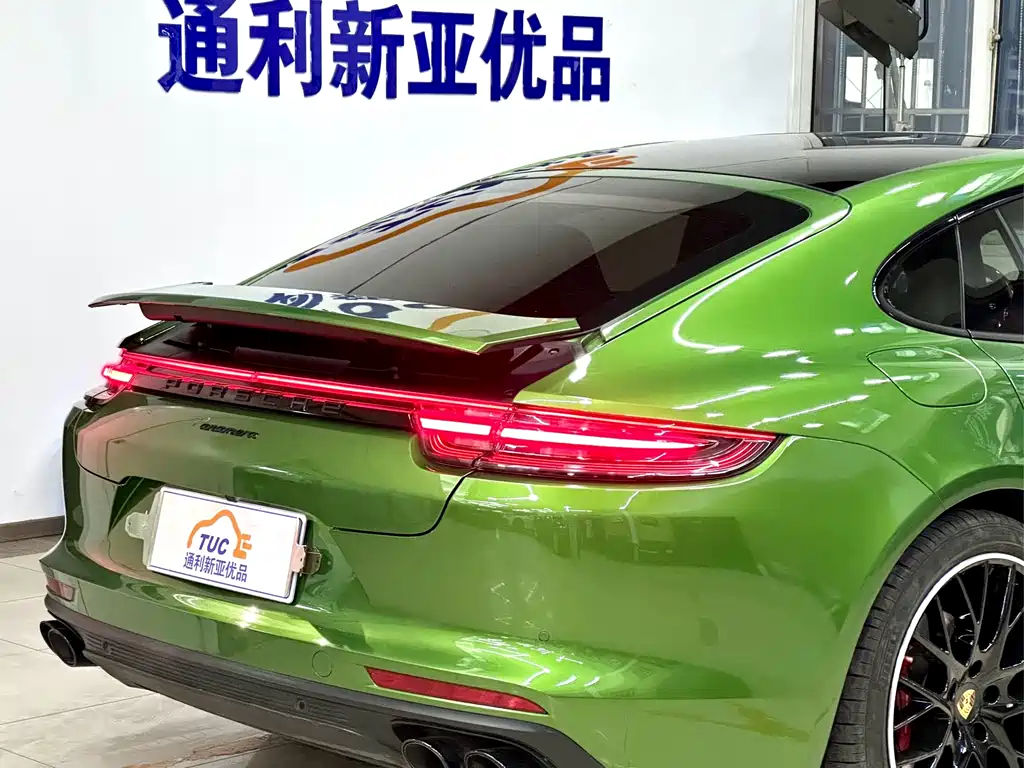 Porsche Panamera 2019 — фото 10