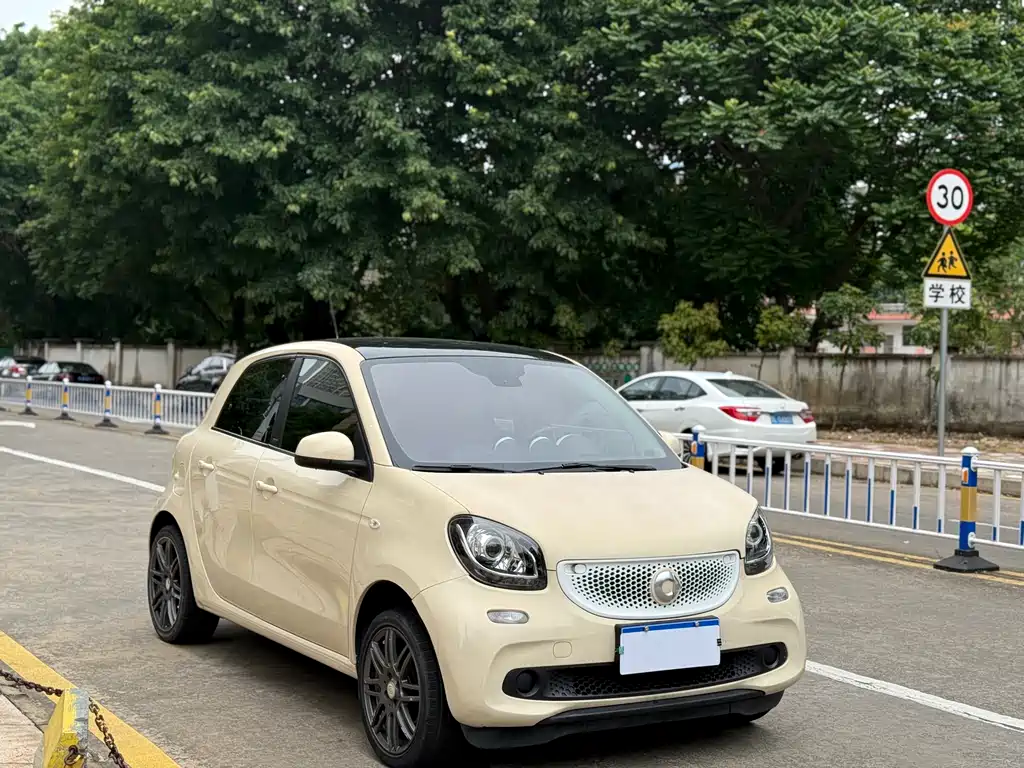 smart Forfour 2016 — фото 3