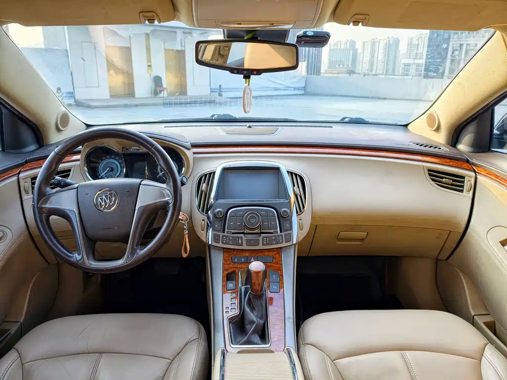 Buick LaCrosse 2013 — фото 9