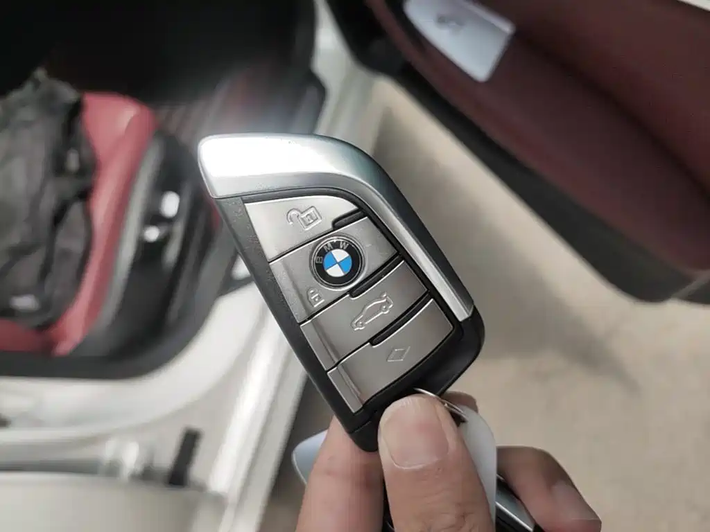 BMW 5 Series 2022 — фото 15