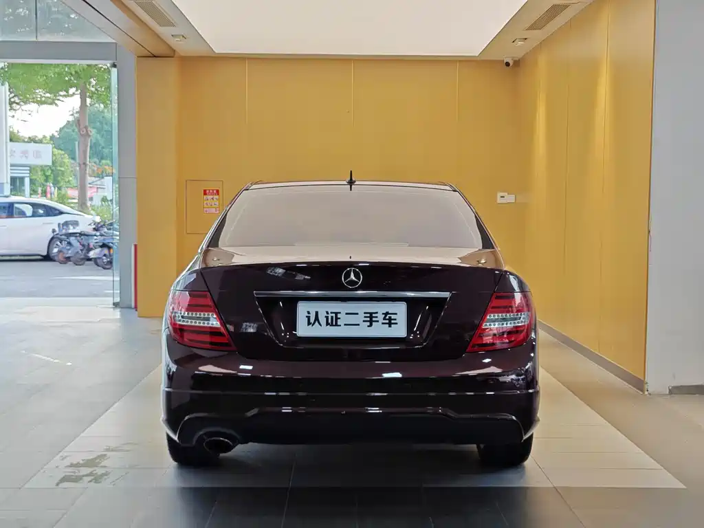 Mercedes-Benz C-Class 2014 — фото 30