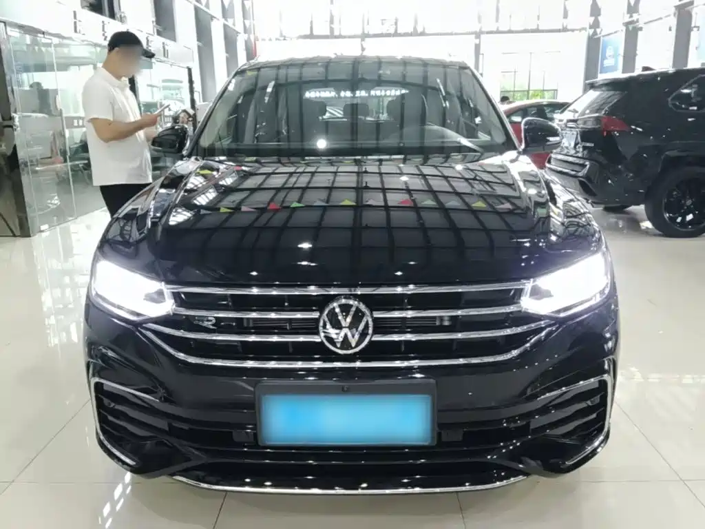 Volkswagen Tiguan L 2022 — фото 3