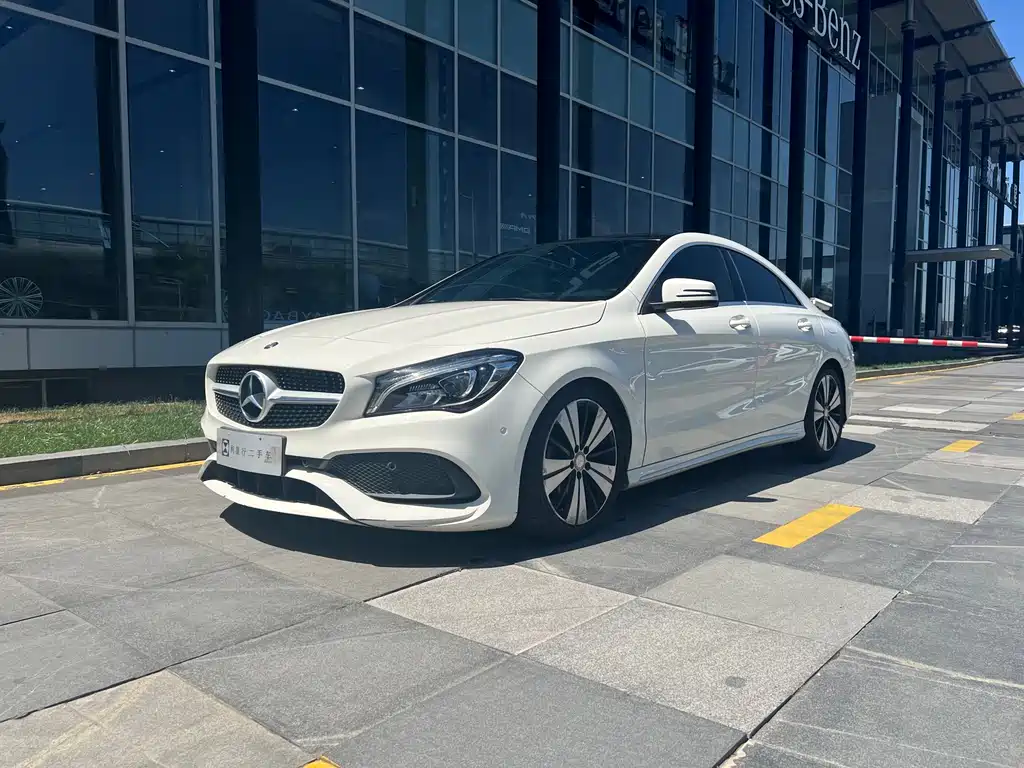 Mercedes-Benz CLA 2016